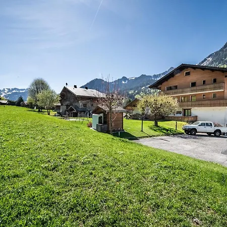 La Corne Apartment *